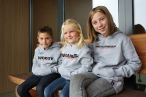 Kinder Kapuzenpullover "MOUNTY"