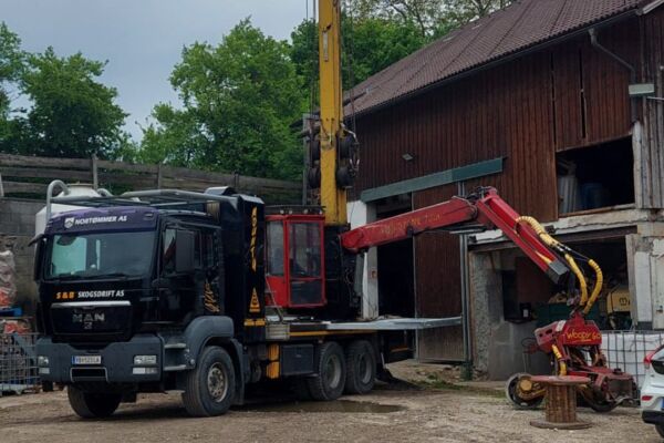 Mounty 3000 U mit WH6 und  Laufwagen Bergwald Hybrid 3500